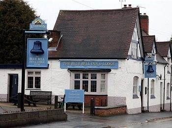 The Blue Bell Inn Defford Экстерьер фото